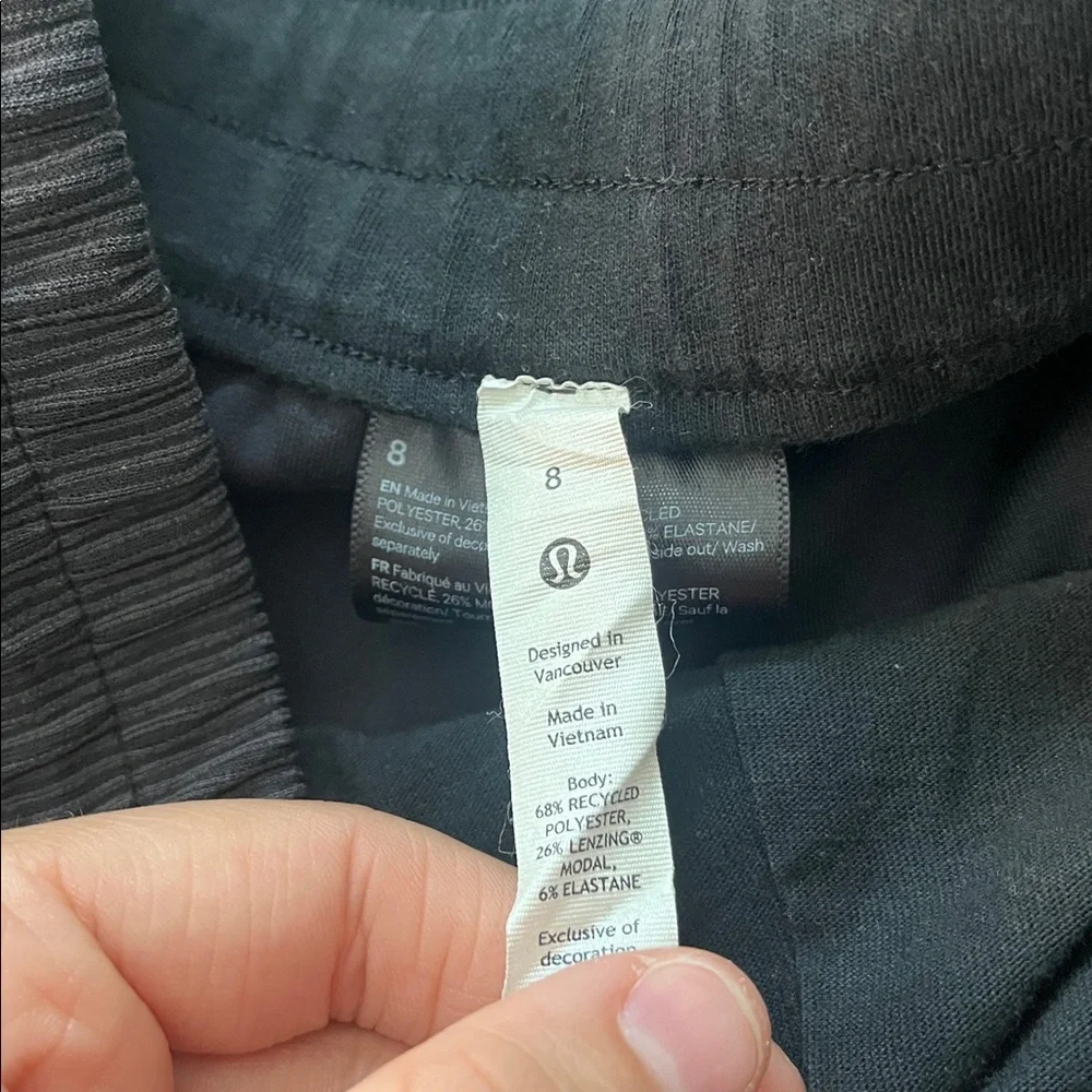 Lululemon Athletica Charcoal Pants - Picture 2 of 4